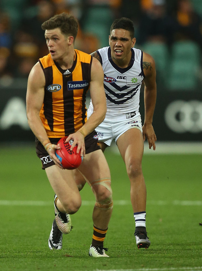 AFL 2016 Rd 08 - Hawthorn v Fremantle LAUNCESTON, AUSTRALIA - MAY 14: Taylor Duryea of the Hawks in action during the 2016 AFL Round 08 match between the Hawthorn Hawks and the Fremantle Dockers at Aurora Stadium, Launceston on May 14, 2016. (Photo by Sean Garnsworthy/AFL Media)